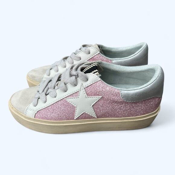 ShuShop Shoes - Shu Shop REBA White & Pink Sparkle Tennis Shoes Fashion Sneaker size 6.5 Glitter